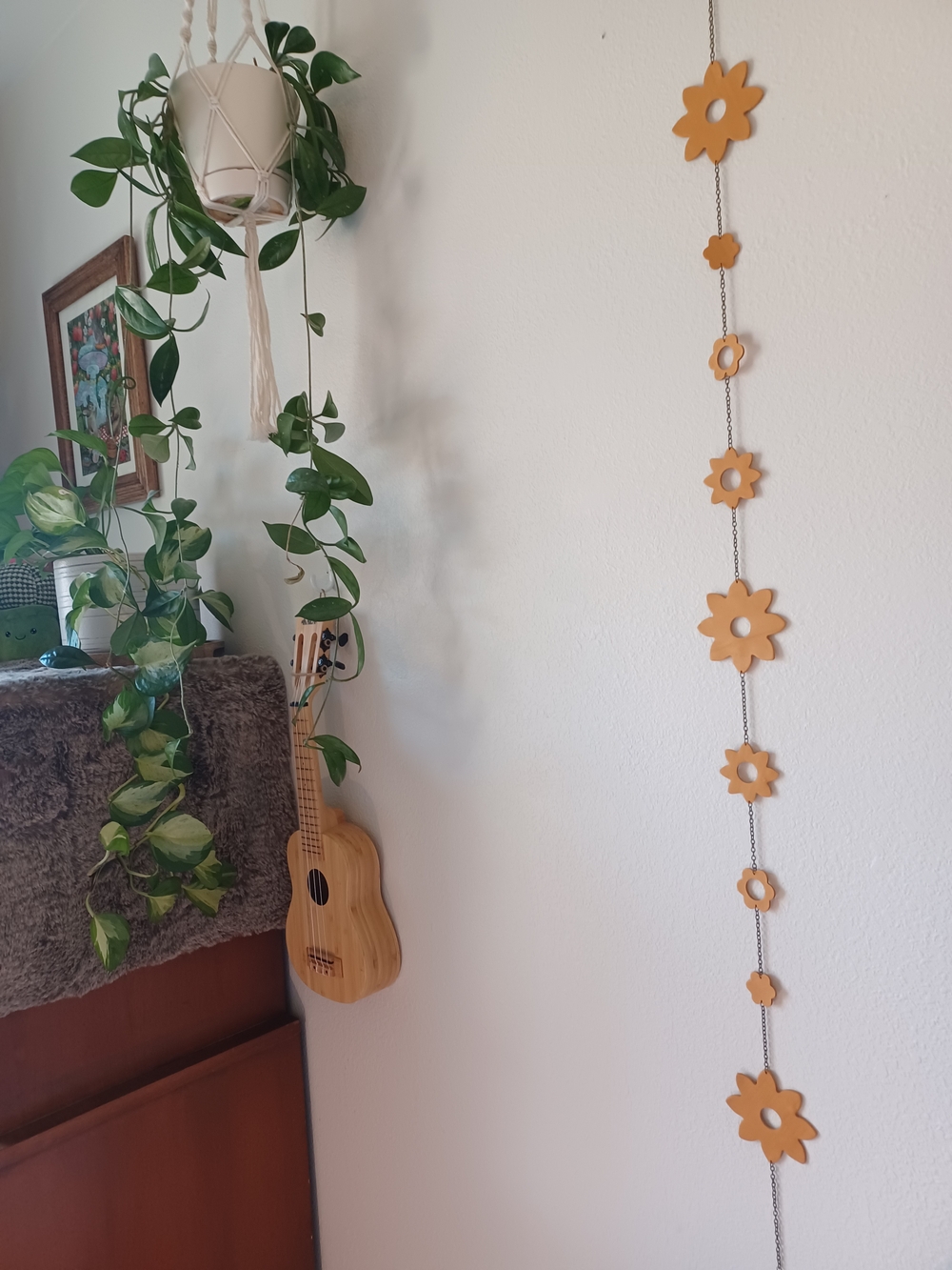 Yellow Clay Daisy Chain Hanging